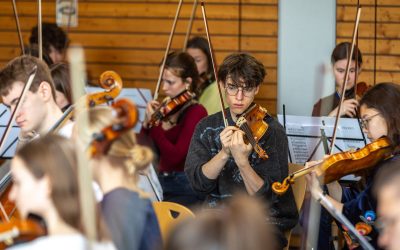 Jugendsymphonieorchester
sucht junge Musiker